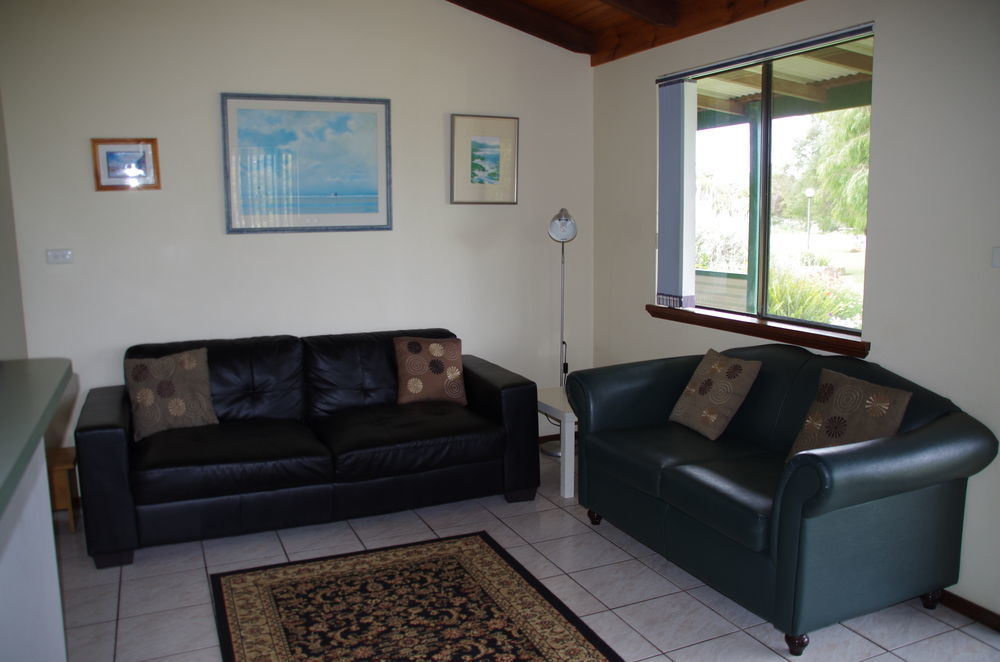 Surfside Ocean Beach Denmark Holiday Accommodation Екстер'єр фото